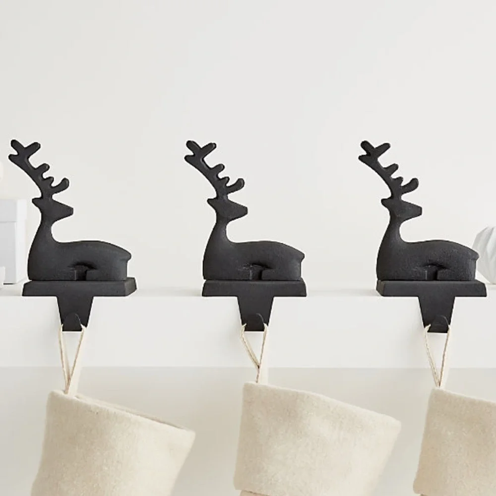 New! 🖤🦌🖤Crate&Barrel Zinc Sitting Reindeer Holiday Stocking Holder